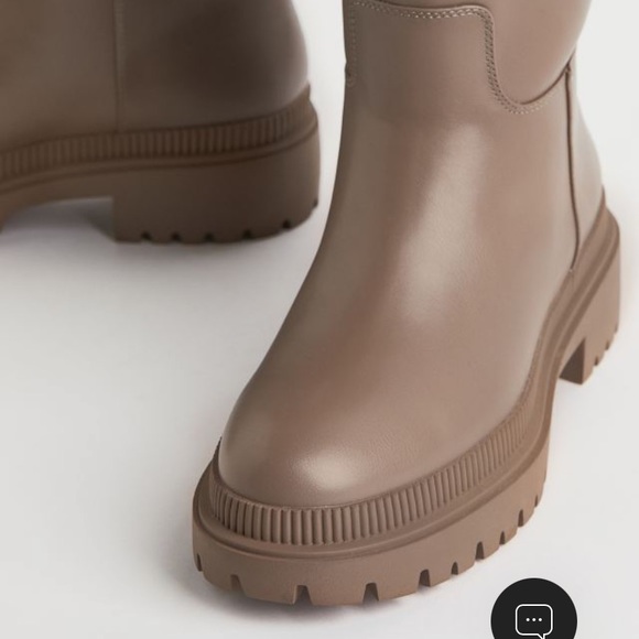 H&M Knee High Boots- size 8 - Picture 11 of 13